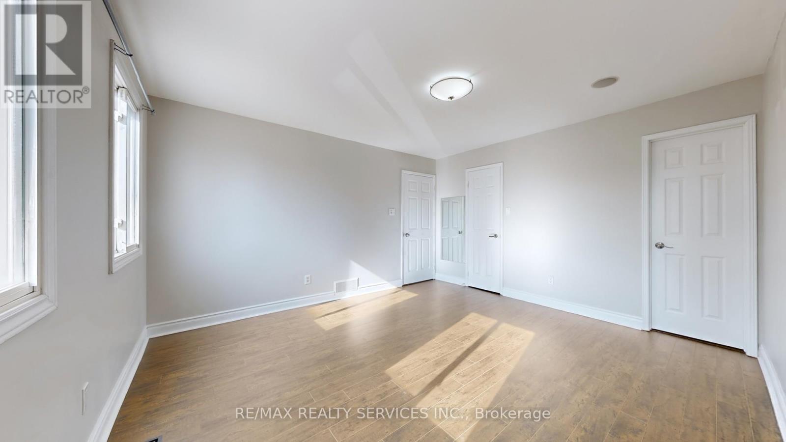 5231 Astwell Avenue, Mississauga, Ontario  L5R 3H8 - Photo 19 - W12477125