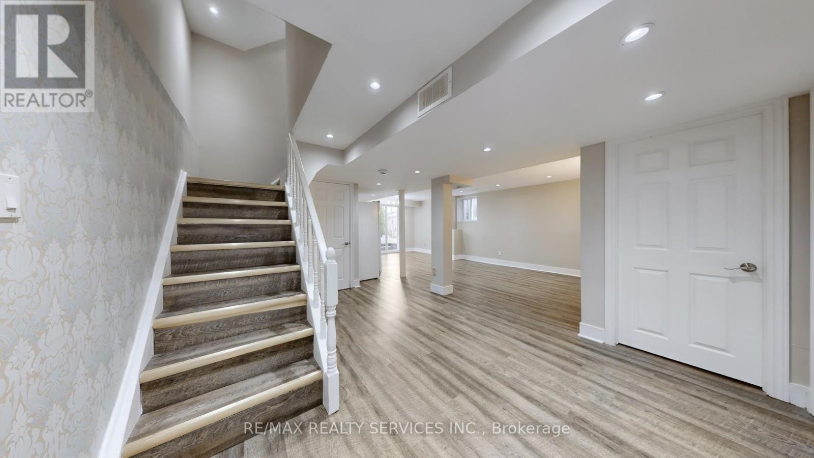 5231 Astwell Avenue, Mississauga, Ontario  L5R 3H8 - Photo 29 - W12477125