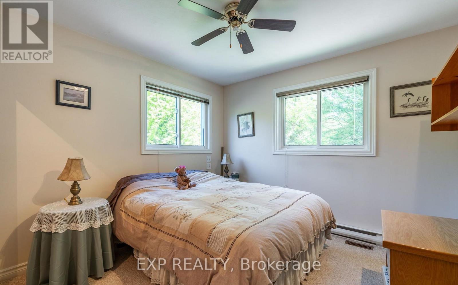 1215 Derry Road, Milton, Ontario  L0P 1B0 - Photo 17 - W12477128