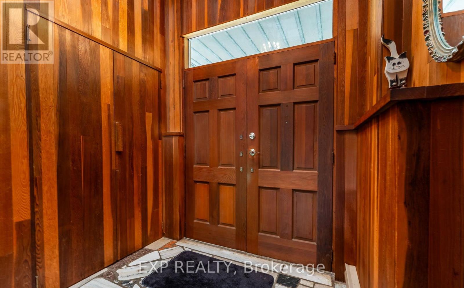 1215 Derry Road, Milton, Ontario  L0P 1B0 - Photo 4 - W12477128