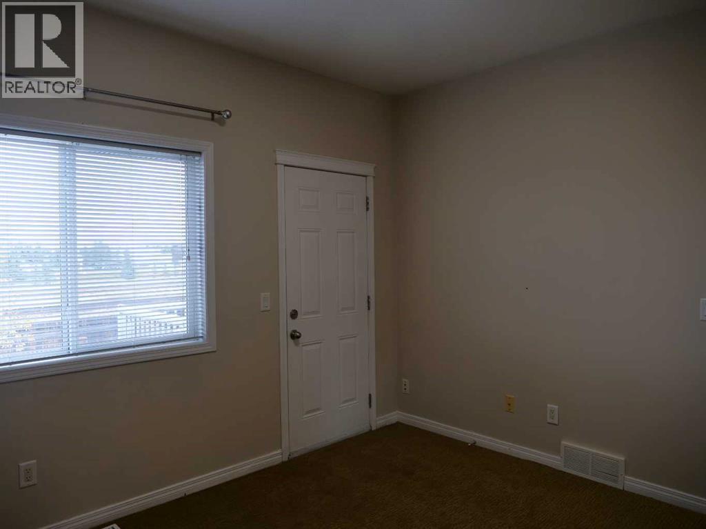 742 Carriage Lane Drive, Carstairs, Alberta  T0M 0N0 - Photo 19 - A2264849