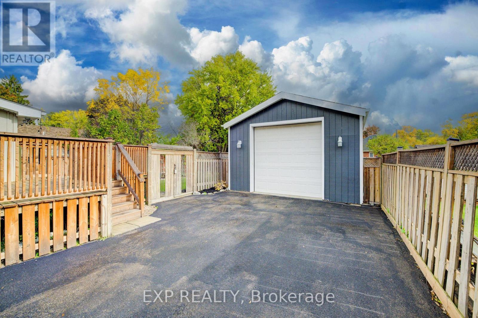 27 Dudhope Avenue, Cambridge, Ontario  N1R 4T2 - Photo 46 - X12477114