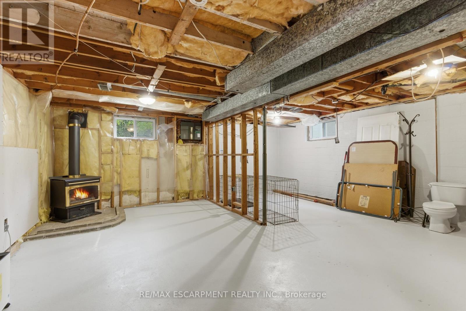 62 Oswego Park Road, Haldimand, Ontario  N1A 2W2 - Photo 32 - X12477118