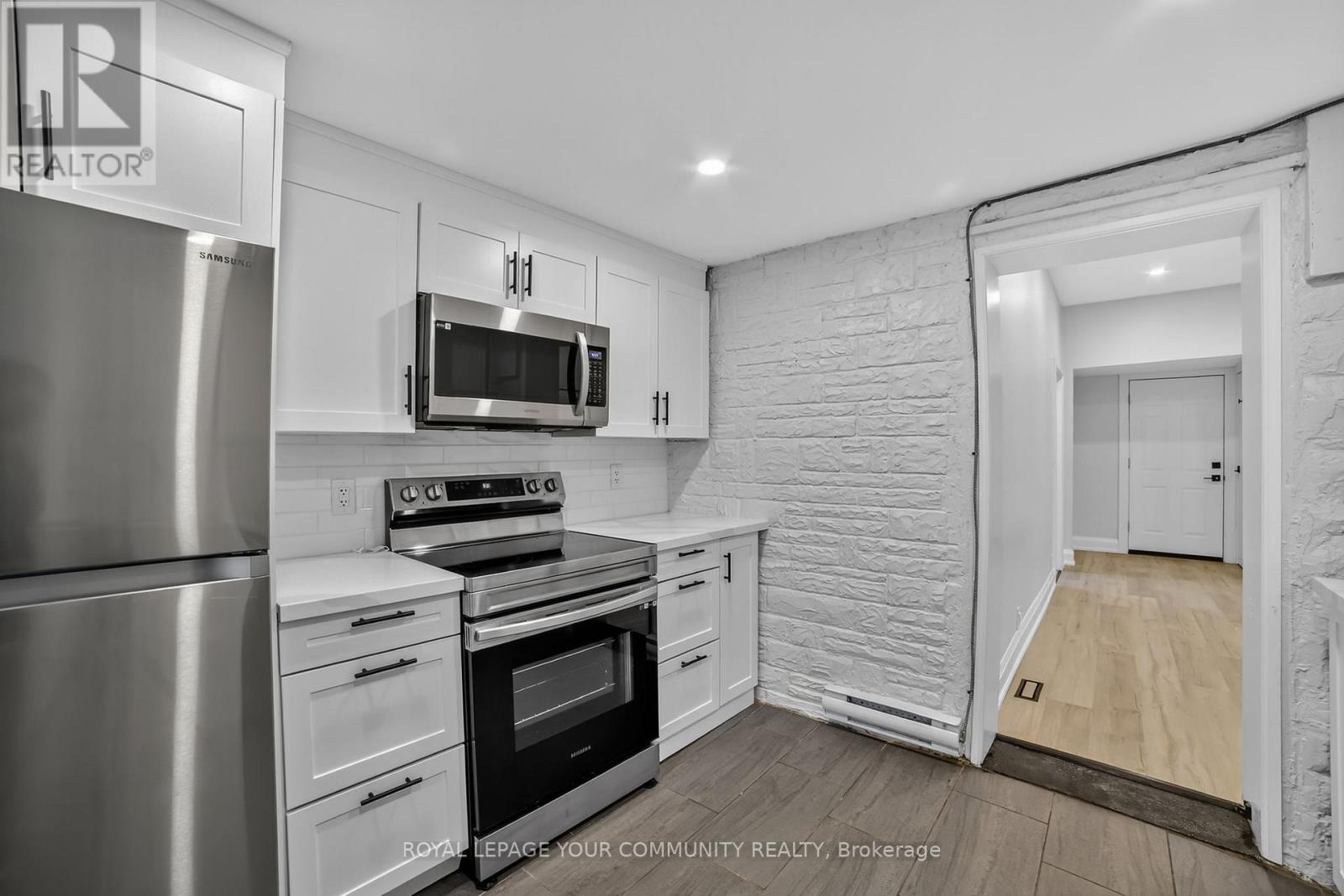 97 Garfield Avenue S, Hamilton, Ontario  L8M 2S3 - Photo 10 - X12477126