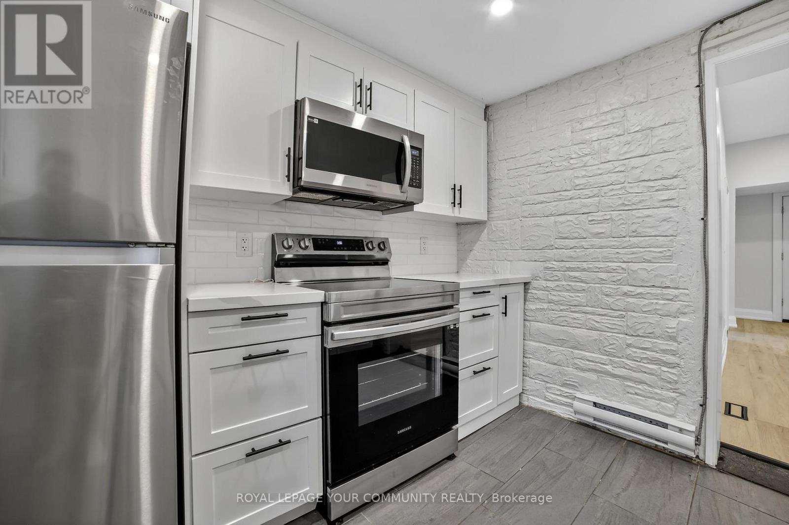97 Garfield Avenue S, Hamilton, Ontario  L8M 2S3 - Photo 12 - X12477126