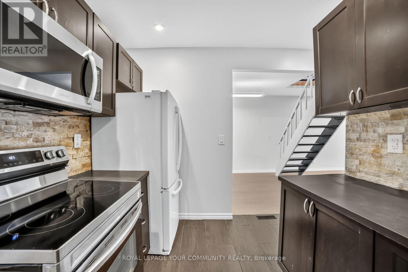 97 Garfield Avenue S, Hamilton, Ontario  L8M 2S3 - Photo 16 - X12477126