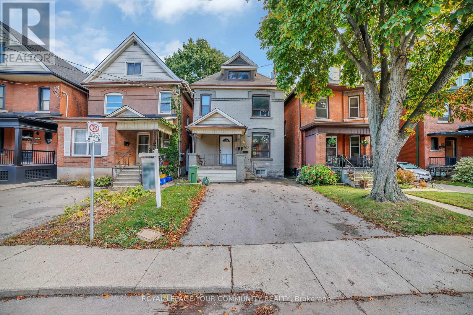 97 Garfield Avenue S, Hamilton, Ontario  L8M 2S3 - Photo 2 - X12477126