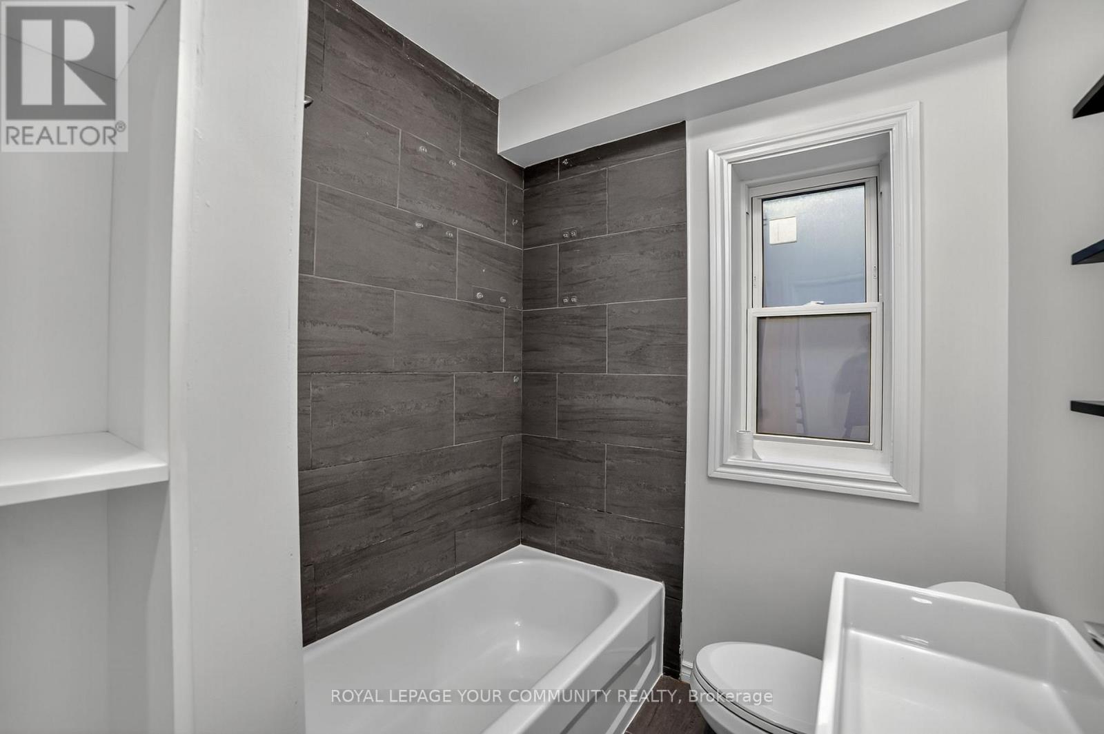 97 Garfield Avenue S, Hamilton, Ontario  L8M 2S3 - Photo 23 - X12477126