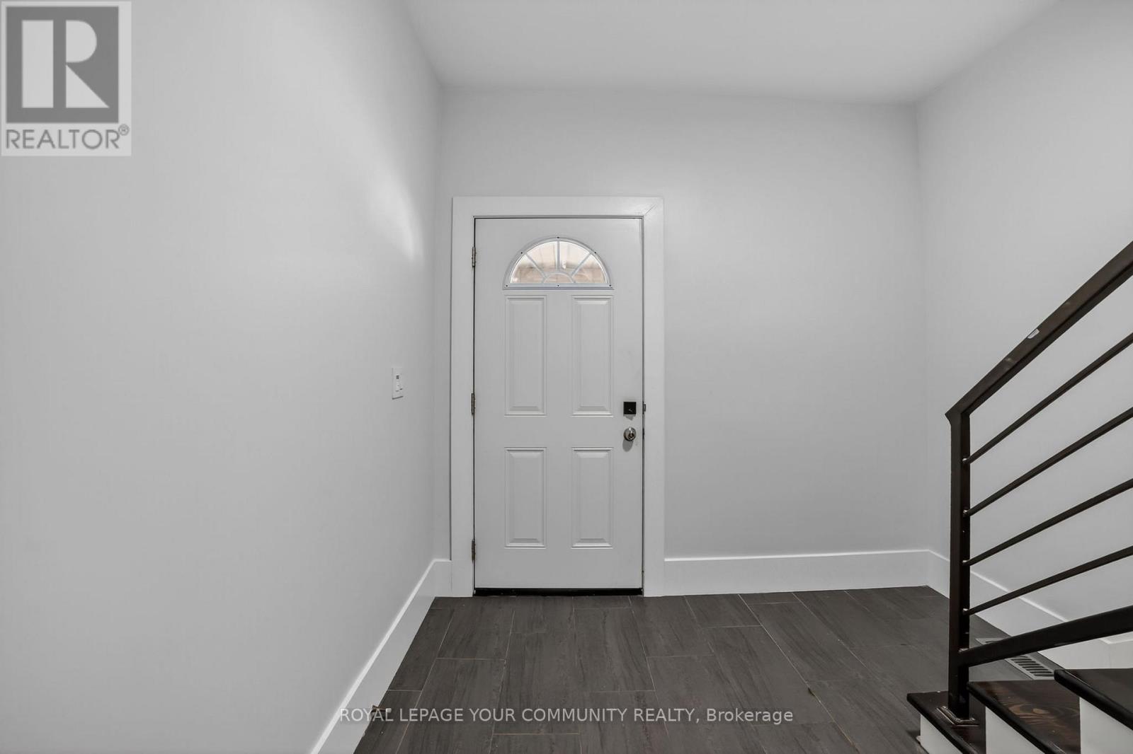 97 Garfield Avenue S, Hamilton, Ontario  L8M 2S3 - Photo 5 - X12477126