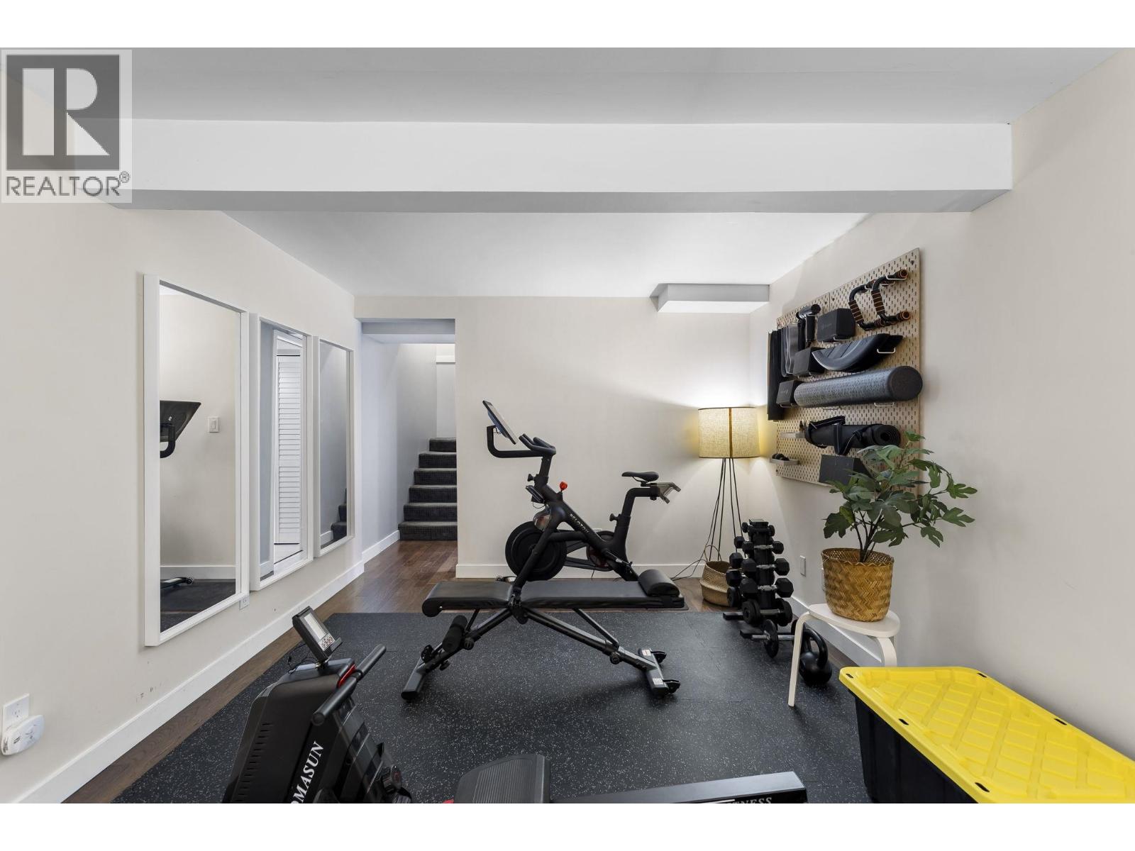 8904 Centaurus Circle, Burnaby, British Columbia  V3J 1C1 - Photo 15 - R3061137
