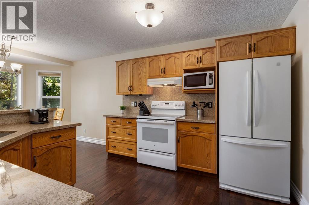 170 Bridlecreek Park Sw, Calgary, Alberta  T2Y 3P1 - Photo 6 - A2260050