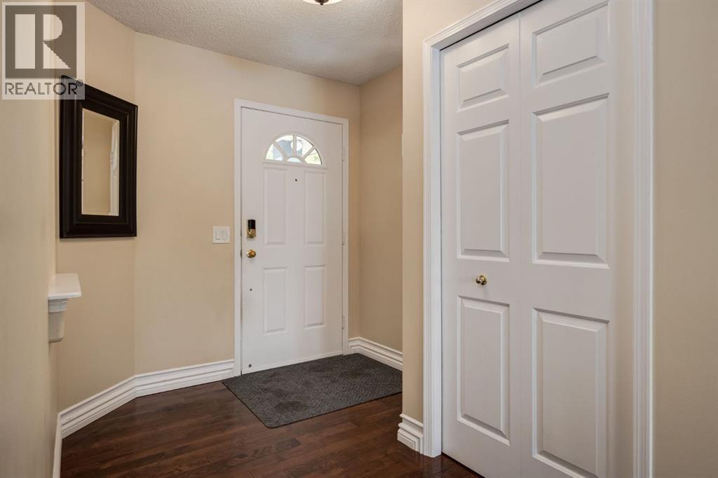 170 Bridlecreek Park Sw, Calgary, Alberta  T2Y 3P1 - Photo 2 - A2260050