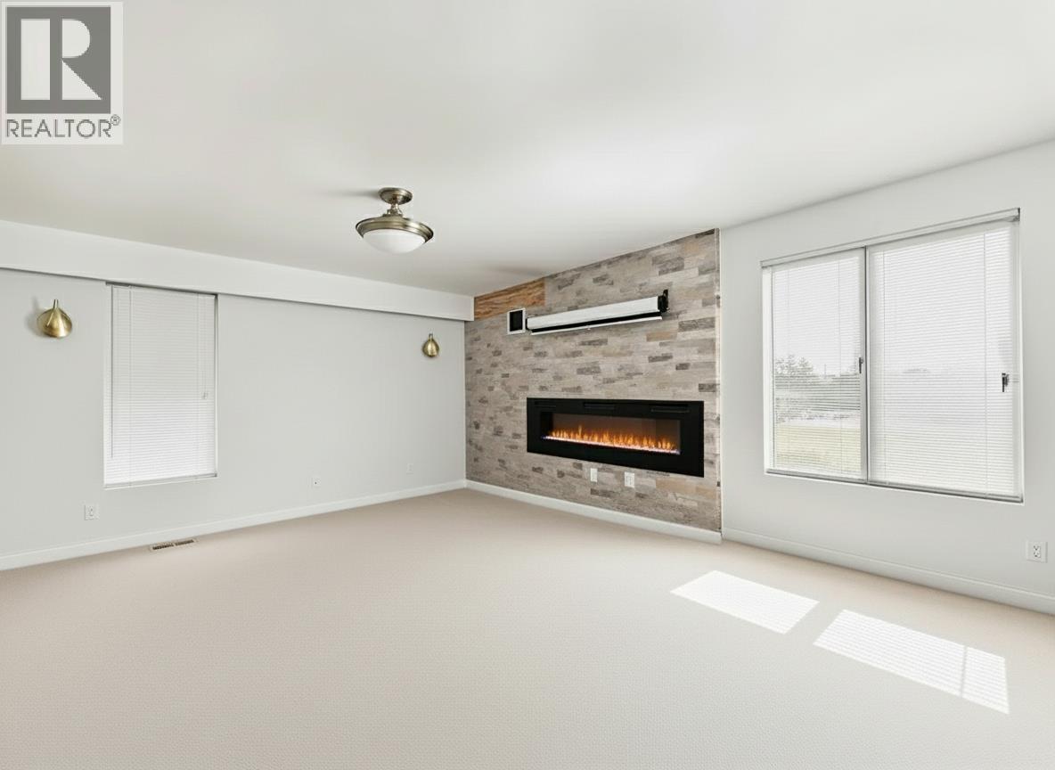 1609 Bewicke Avenue, North Vancouver, British Columbia  V7M 3C2 - Photo 13 - R3061144
