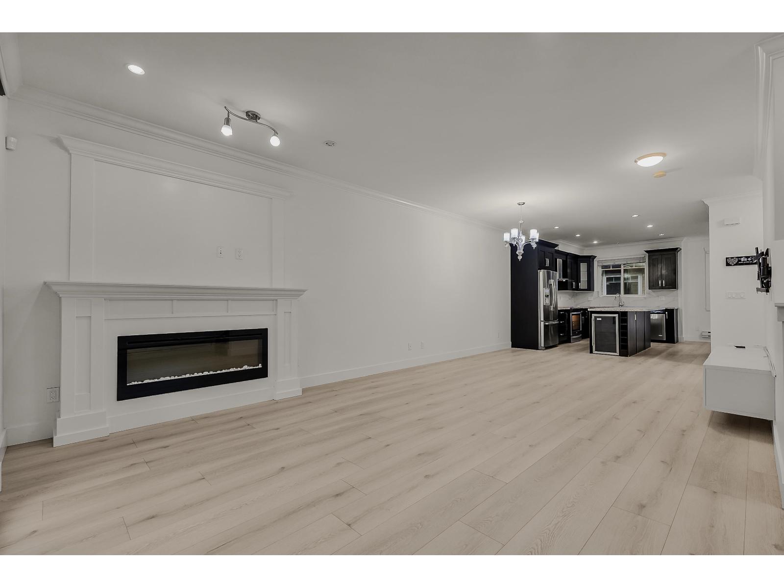 45 14285 64 Avenue, Surrey, British Columbia  V3W 1Z2 - Photo 3 - R3060682