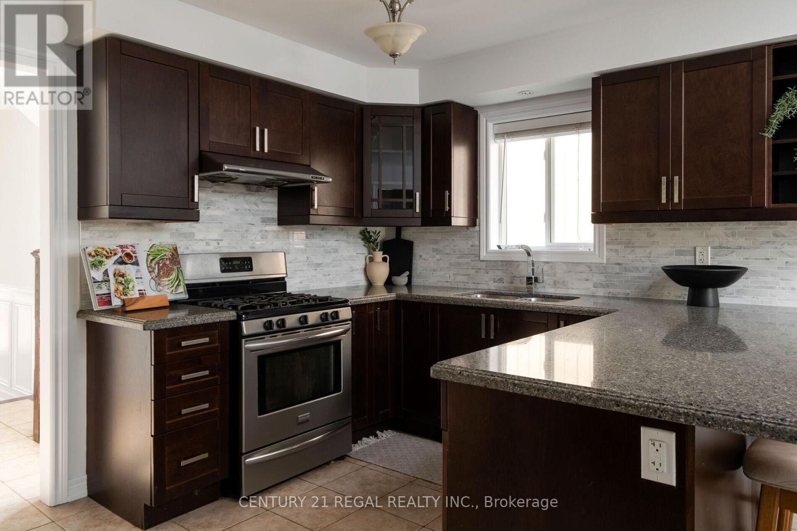 1254 Meath Drive, Oshawa, Ontario  L1K 0M7 - Photo 8 - E12477060