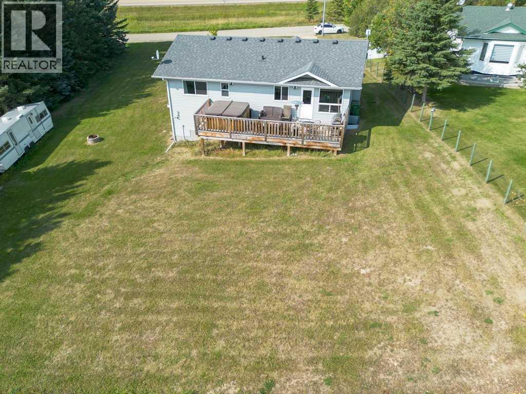 50 Sunnyside Crescent, Rural Ponoka County, Alberta  T0C 2J0 - Photo 7 - A2254787