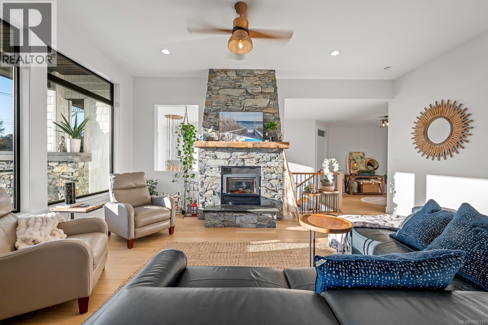 650 Lazo Rd, Comox, British Columbia  V9M 3V4 - Photo 36 - 1018116