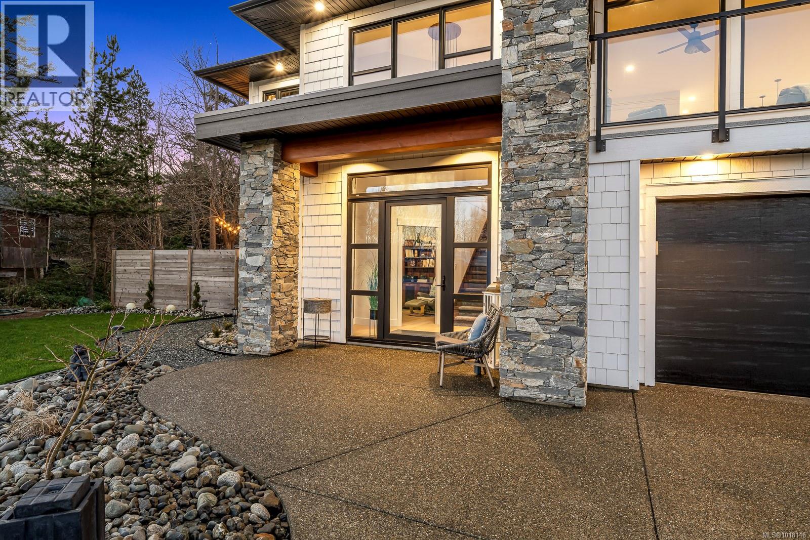 650 Lazo Rd, Comox, British Columbia  V9M 3V4 - Photo 75 - 1018116