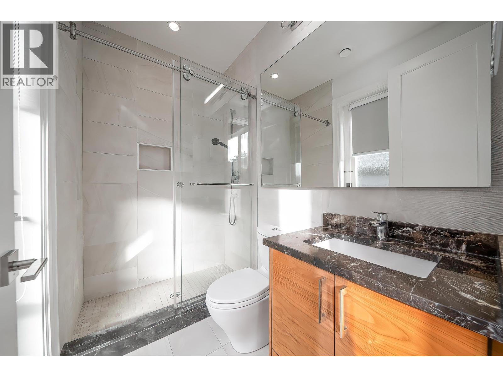 8160 Railway Avenue, Richmond, British Columbia  V7C 5C8 - Photo 33 - R3061122