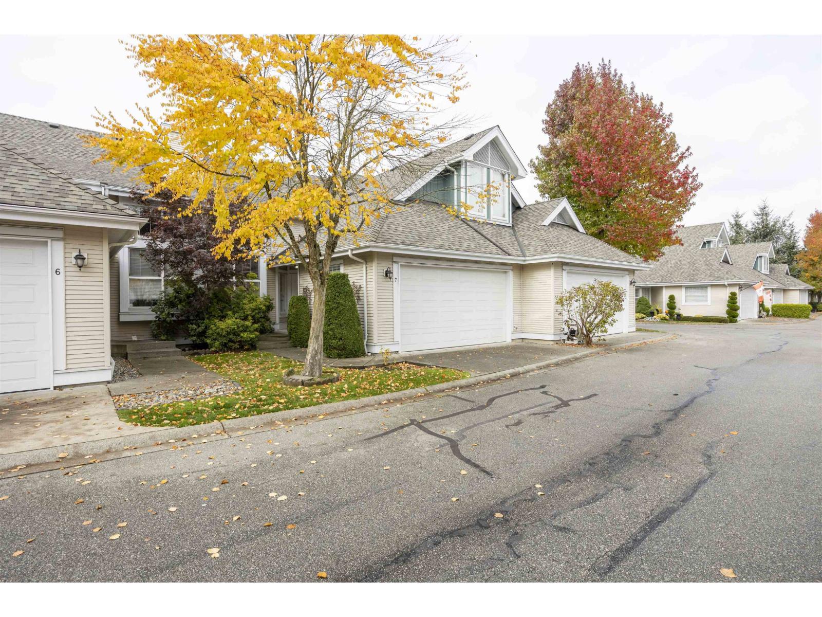 7 16995 64 AVENUE, Surrey, British Columbia