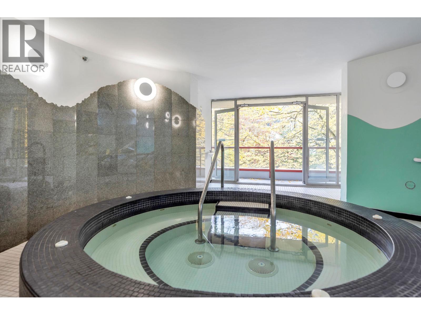 704 990 Beach Avenue, Vancouver, British Columbia  V6Z 2N9 - Photo 4 - R3060771