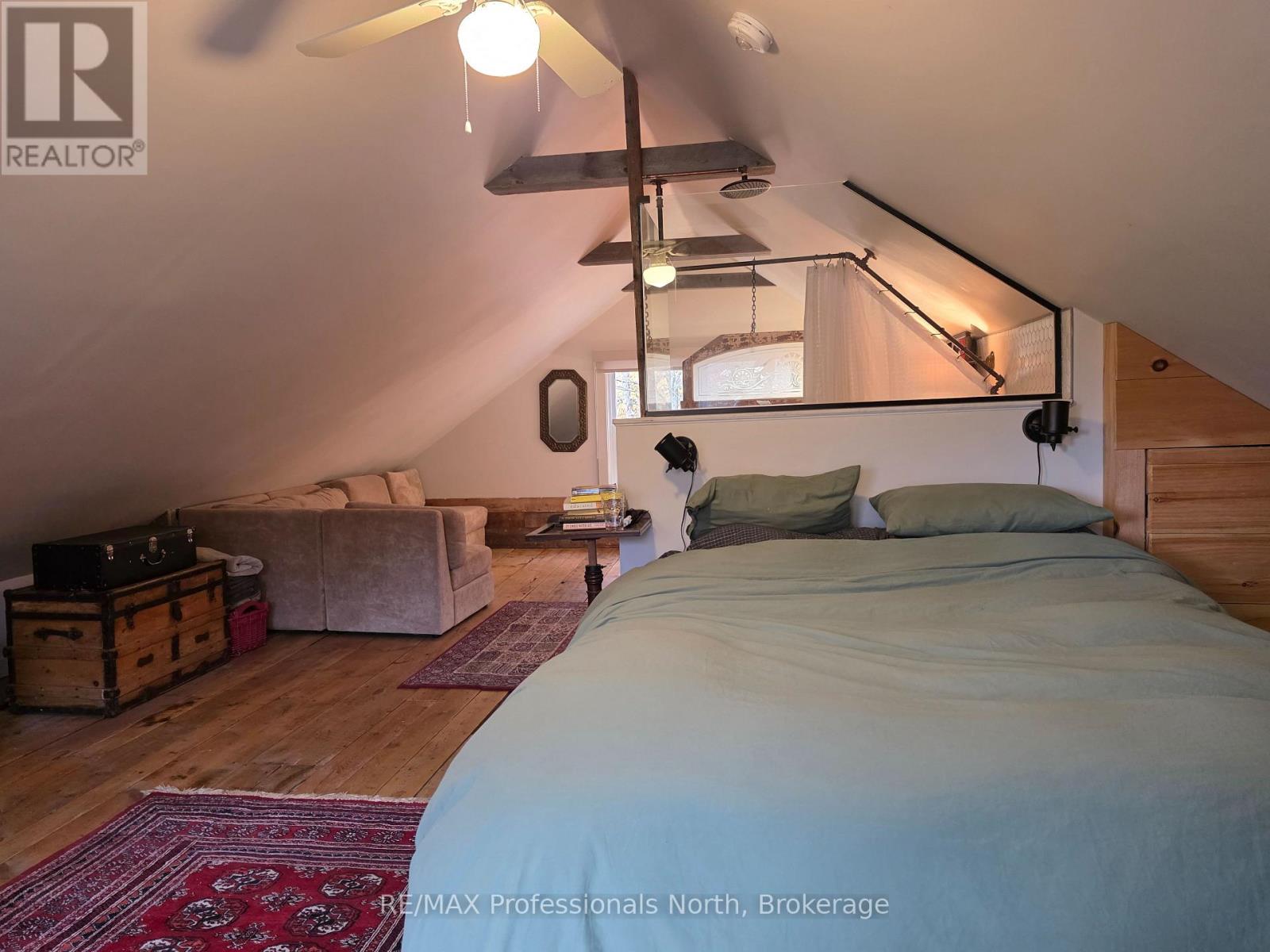 10416 Highway 118, Algonquin Highlands, Ontario  K0M 1S0 - Photo 33 - X12476047