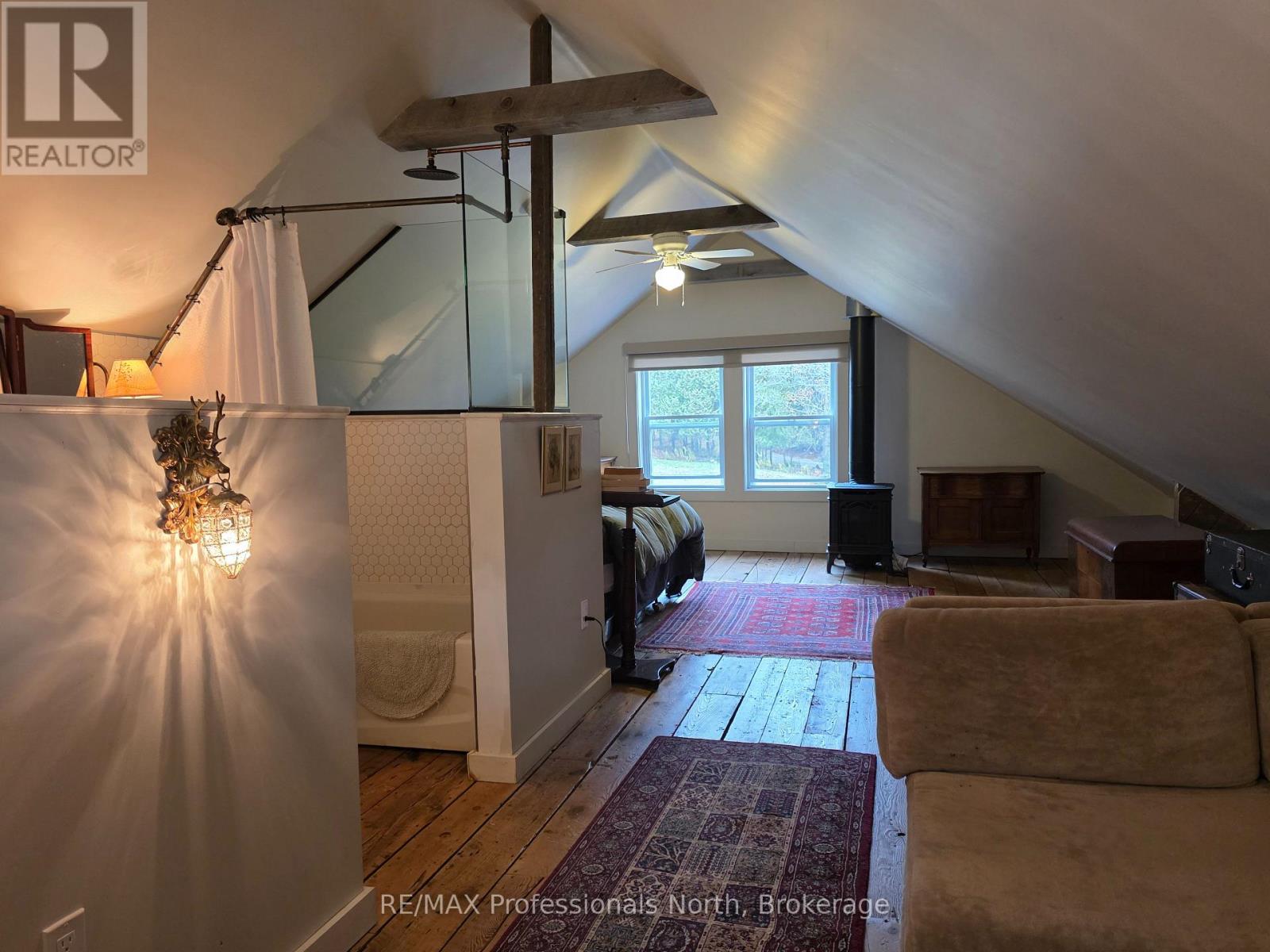 10416 Highway 118, Algonquin Highlands, Ontario  K0M 1S0 - Photo 34 - X12476047