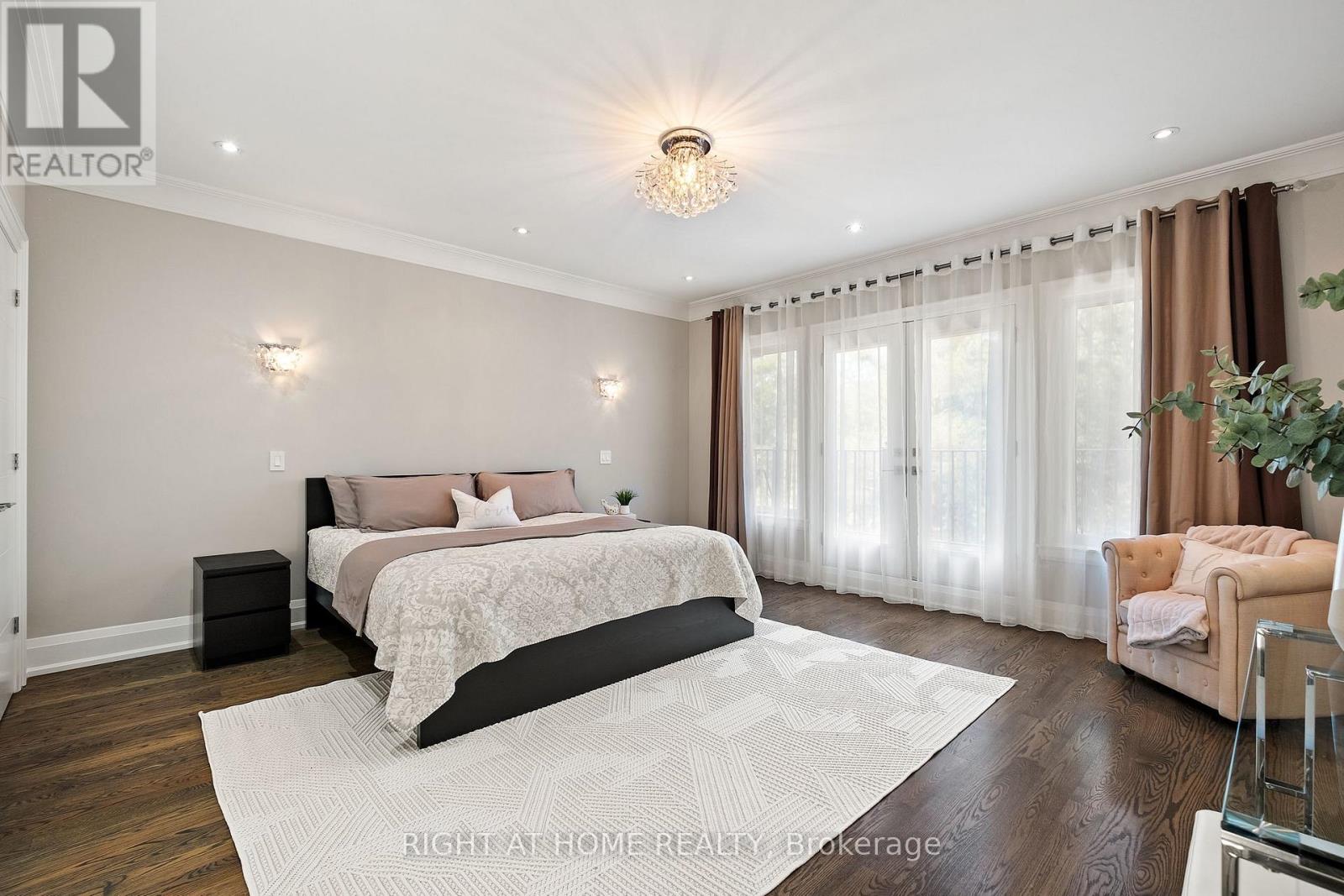 316 Churchill Avenue, Toronto, Ontario  M2R 1E7 - Photo 14 - C12477136