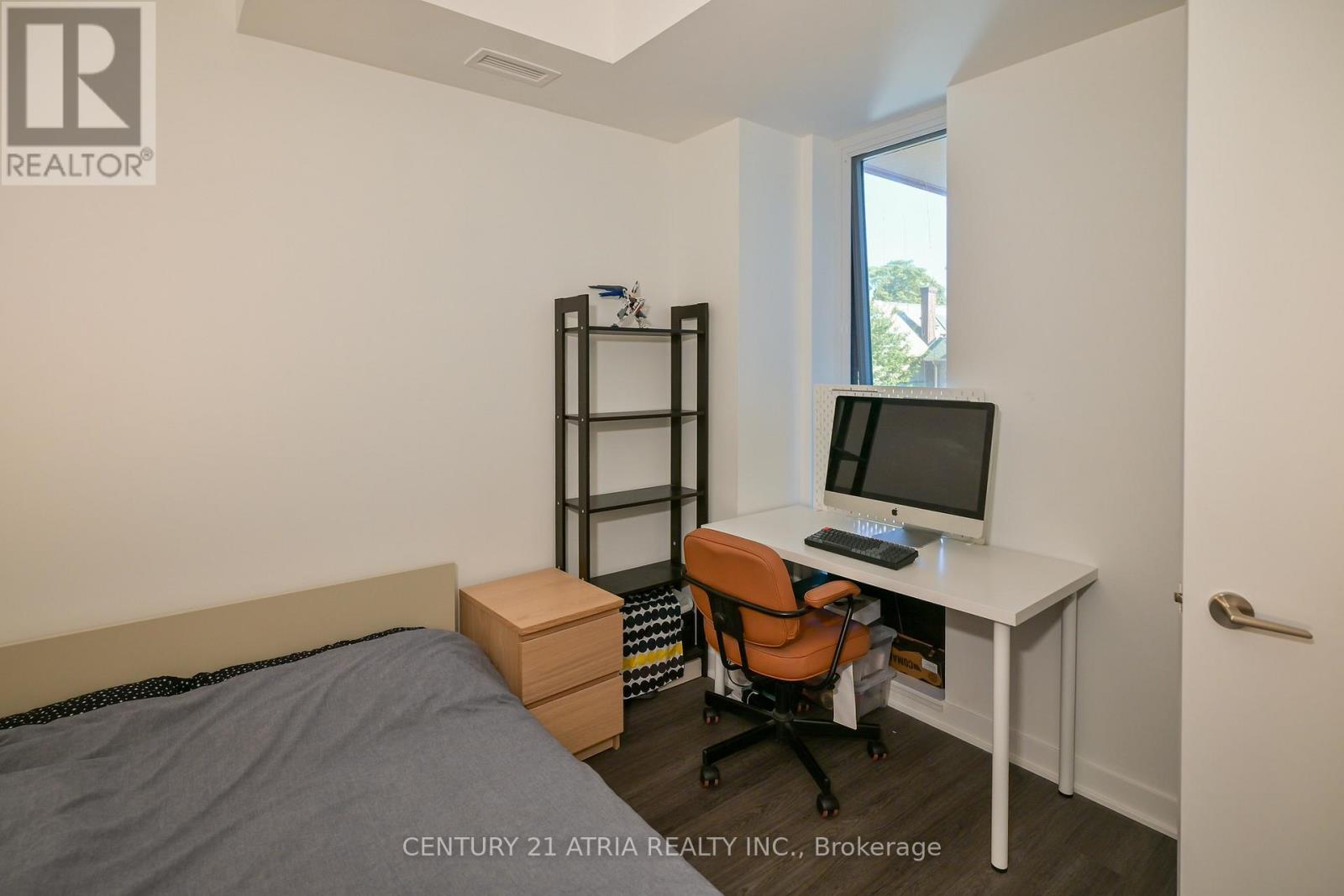 303 - 185 Alberta Avenue, Toronto, Ontario  M6C 0A5 - Photo 21 - C12477140