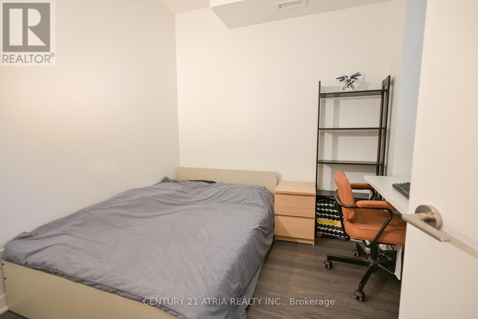 303 - 185 Alberta Avenue, Toronto, Ontario  M6C 0A5 - Photo 22 - C12477140