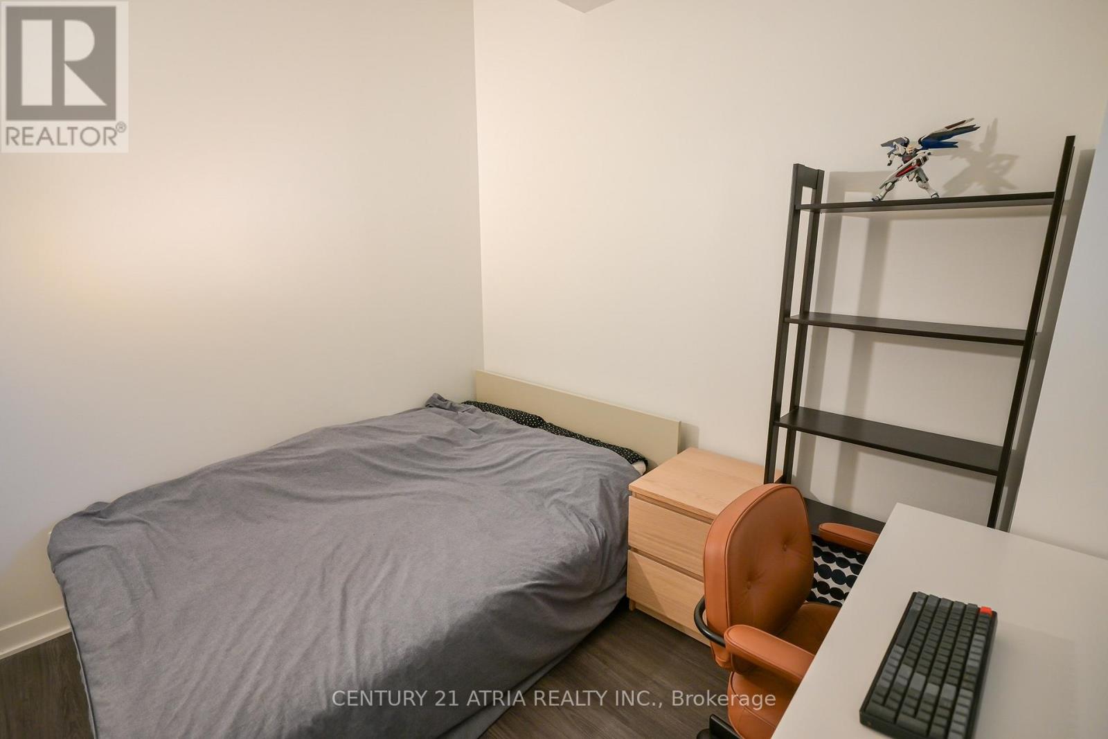 303 - 185 Alberta Avenue, Toronto, Ontario  M6C 0A5 - Photo 23 - C12477140