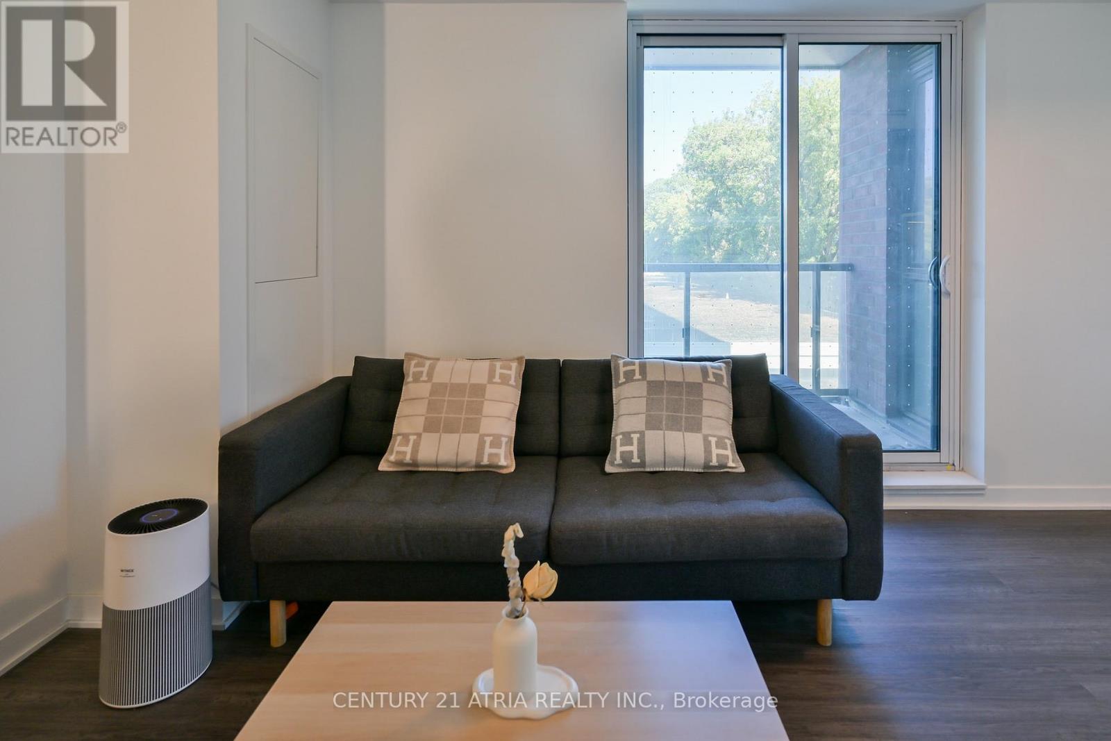 303 - 185 Alberta Avenue, Toronto, Ontario  M6C 0A5 - Photo 33 - C12477140