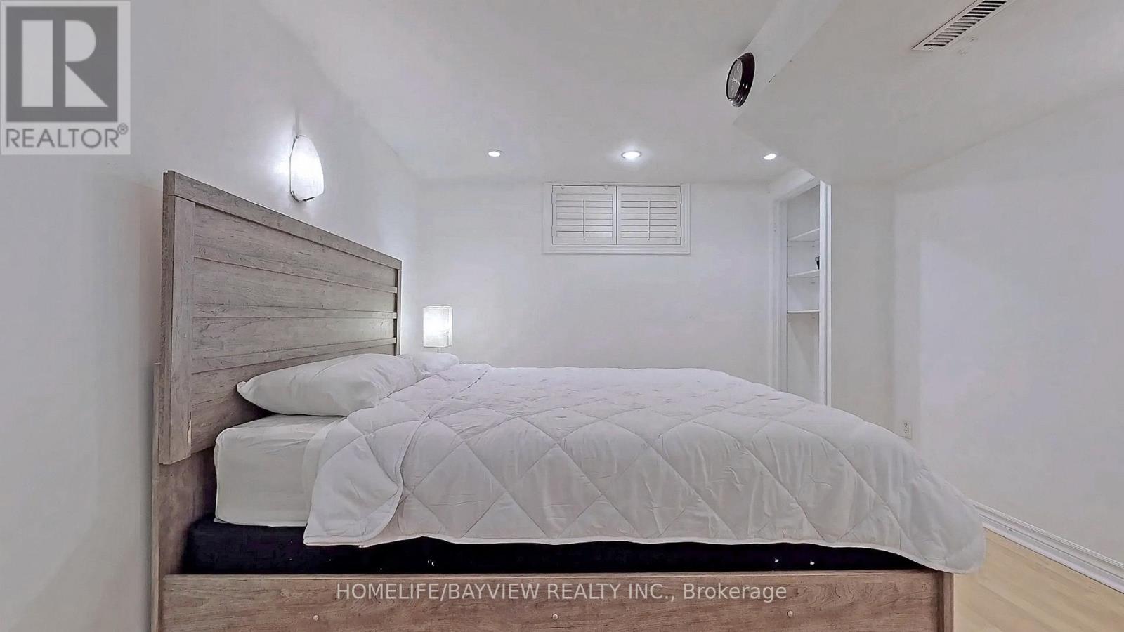 Lower - 267 Otonabee Avenue, Toronto (Newtonbrook East), Ontario  M2M 2T3 - Photo 16 - C12477163