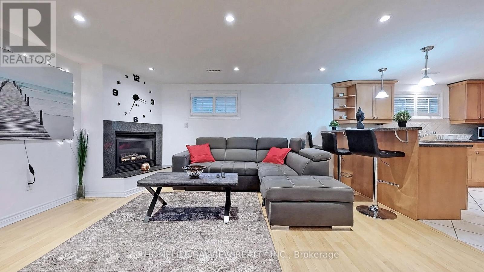 Lower - 267 Otonabee Avenue, Toronto (Newtonbrook East), Ontario  M2M 2T3 - Photo 2 - C12477163