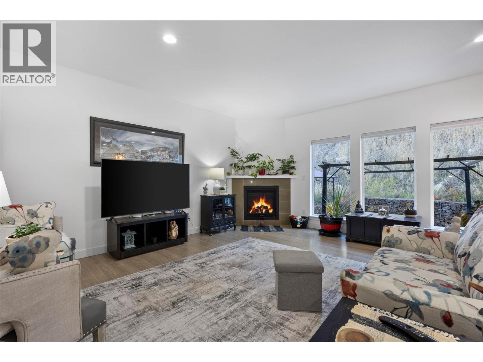1747 Galore Place, Kamloops, British Columbia  V2E 0A7 - Photo 3 - 10366570