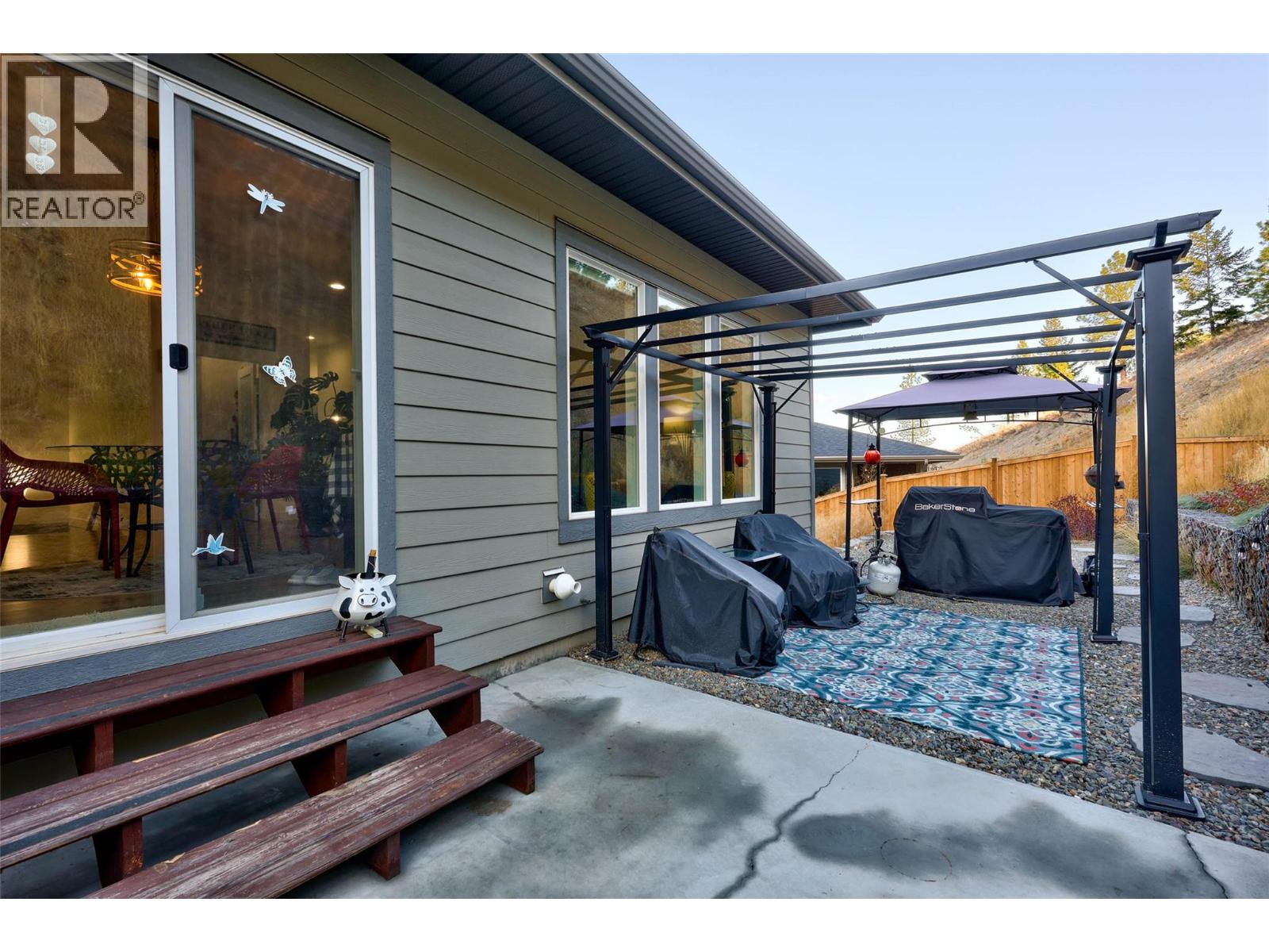 1747 Galore Place, Kamloops, British Columbia  V2E 0A7 - Photo 9 - 10366570