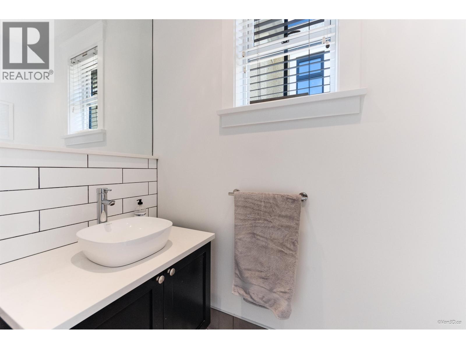 1017 W 8th Avenue, Vancouver, British Columbia  V6H 1C3 - Photo 24 - R3061123
