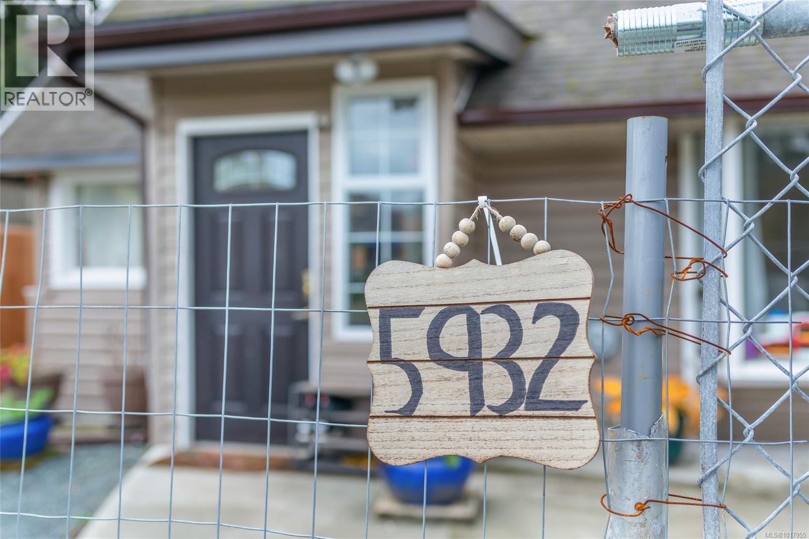 5932 Brown Rd, Port Alberni, British Columbia  V9Y 7E8 - Photo 17 - 1017955
