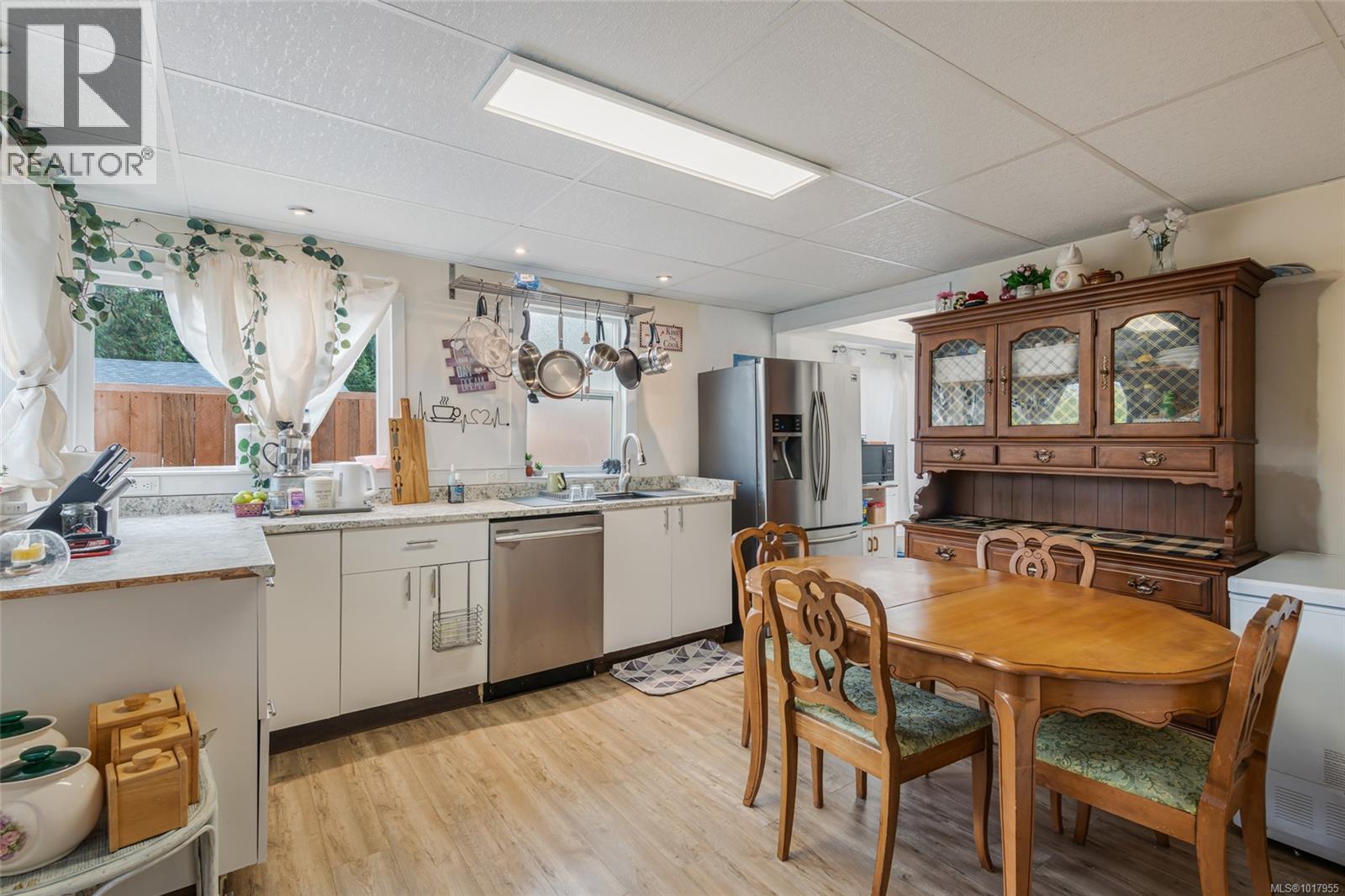5932 Brown Rd, Port Alberni, British Columbia  V9Y 7E8 - Photo 3 - 1017955