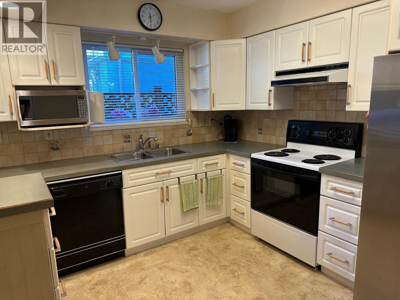 9360 Parksville Drive, Richmond, British Columbia  V7E 4N9 - Photo 27 - R3051101