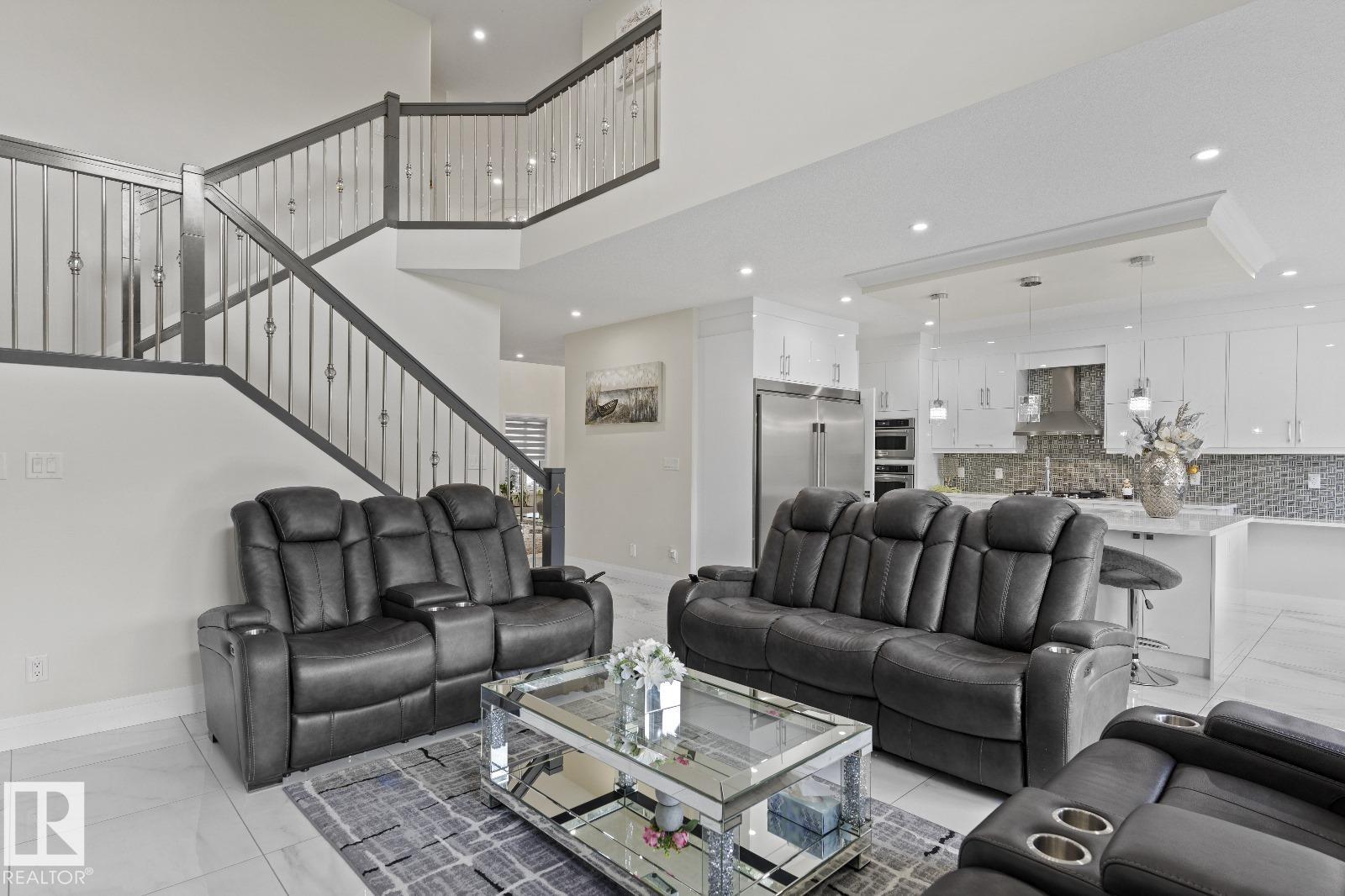 2116 20 Av Nw, Edmonton, Alberta  T6T 2L2 - Photo 13 - E4463111
