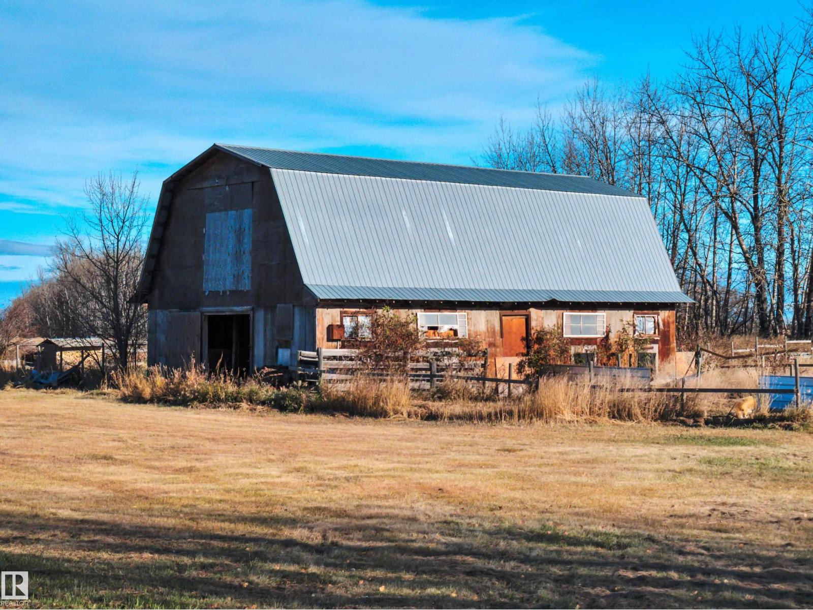 60101 Hwy 827, Rural Thorhild County, Alberta  T0A 3J0 - Photo 49 - E4463112