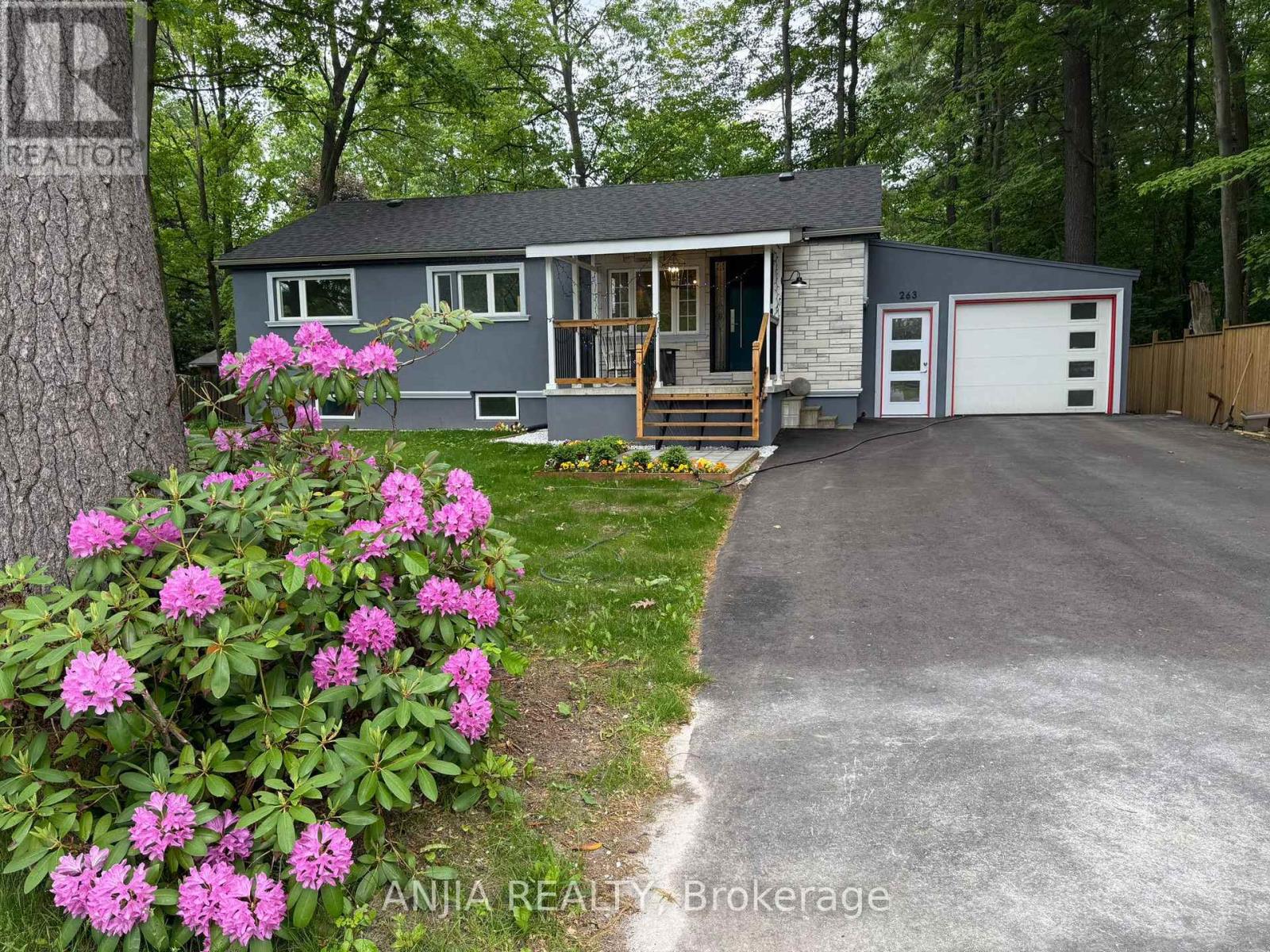263 QUEENSVILLE SIDE ROAD W, East Gwillimbury, Ontario