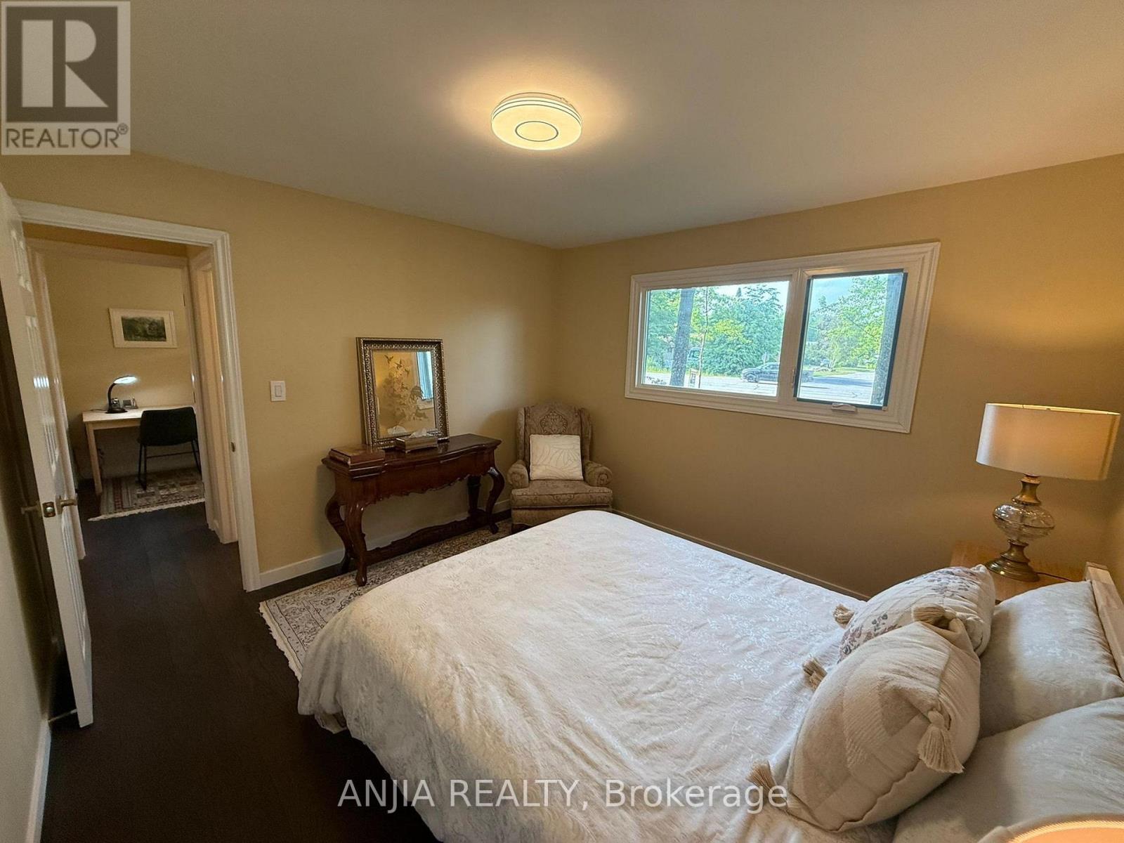 263 Queensville Side Road W, East Gwillimbury, Ontario  L9N 1A8 - Photo 25 - N12477133