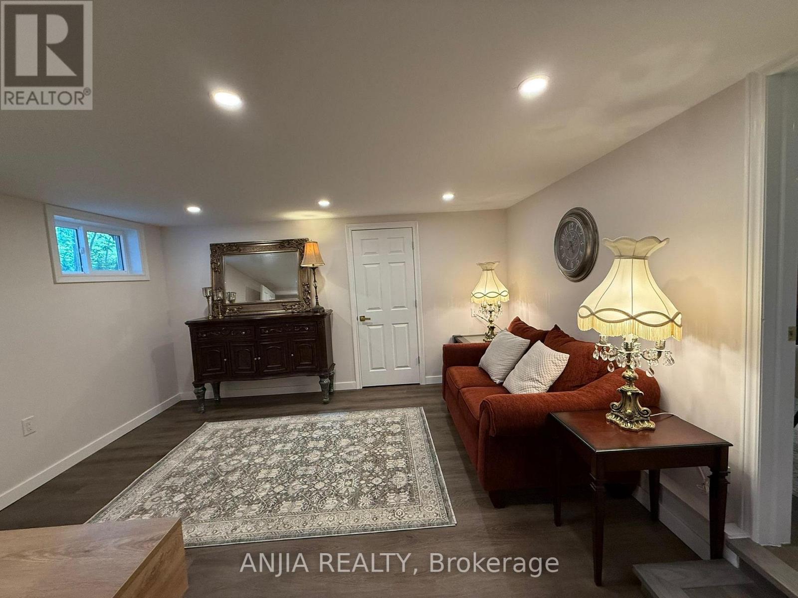 263 Queensville Side Road W, East Gwillimbury, Ontario  L9N 1A8 - Photo 32 - N12477133