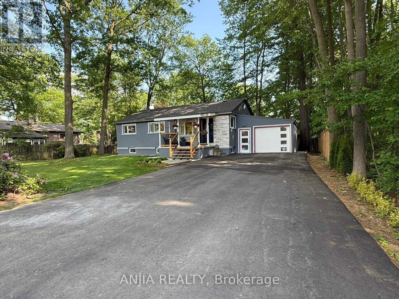 263 Queensville Side Road W, East Gwillimbury, Ontario  L9N 1A8 - Photo 38 - N12477133