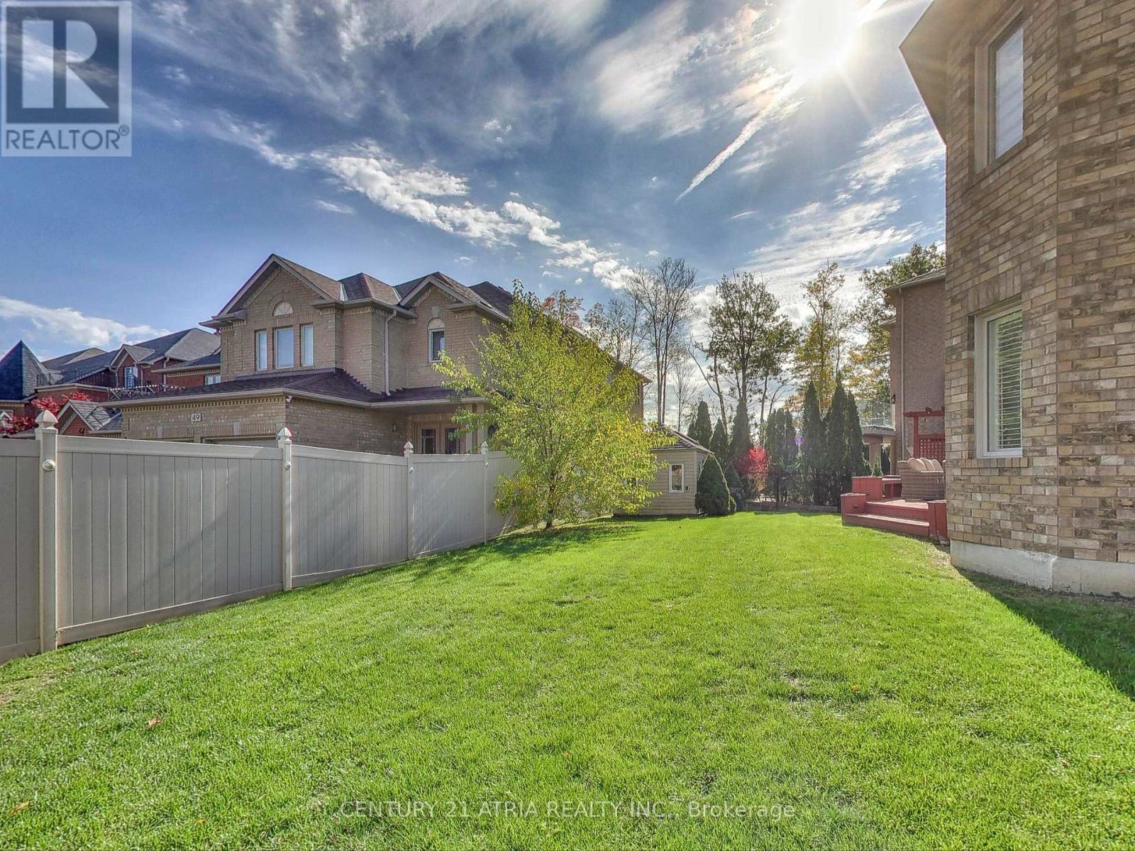 2 Whalen Court, Richmond Hill, Ontario  L4C 9T5 - Photo 41 - N12477148