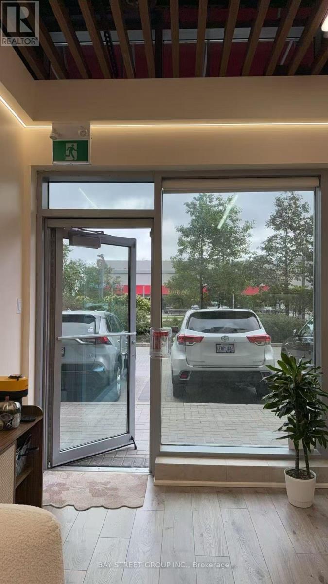 6 - 7181 Yonge Street, Markham, Ontario  L3T 0C7 - Photo 3 - N12477159