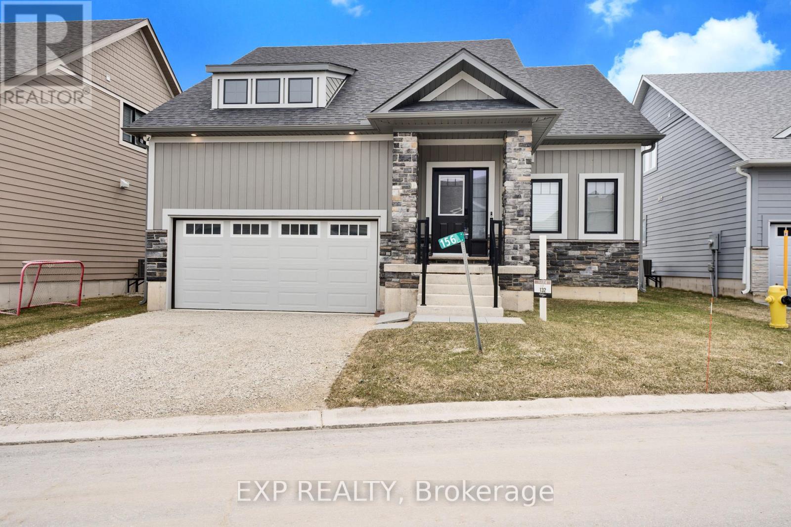 156 Schooners Lane, Blue Mountains, Ontario  N0H 2P0 - Photo 1 - X12477180