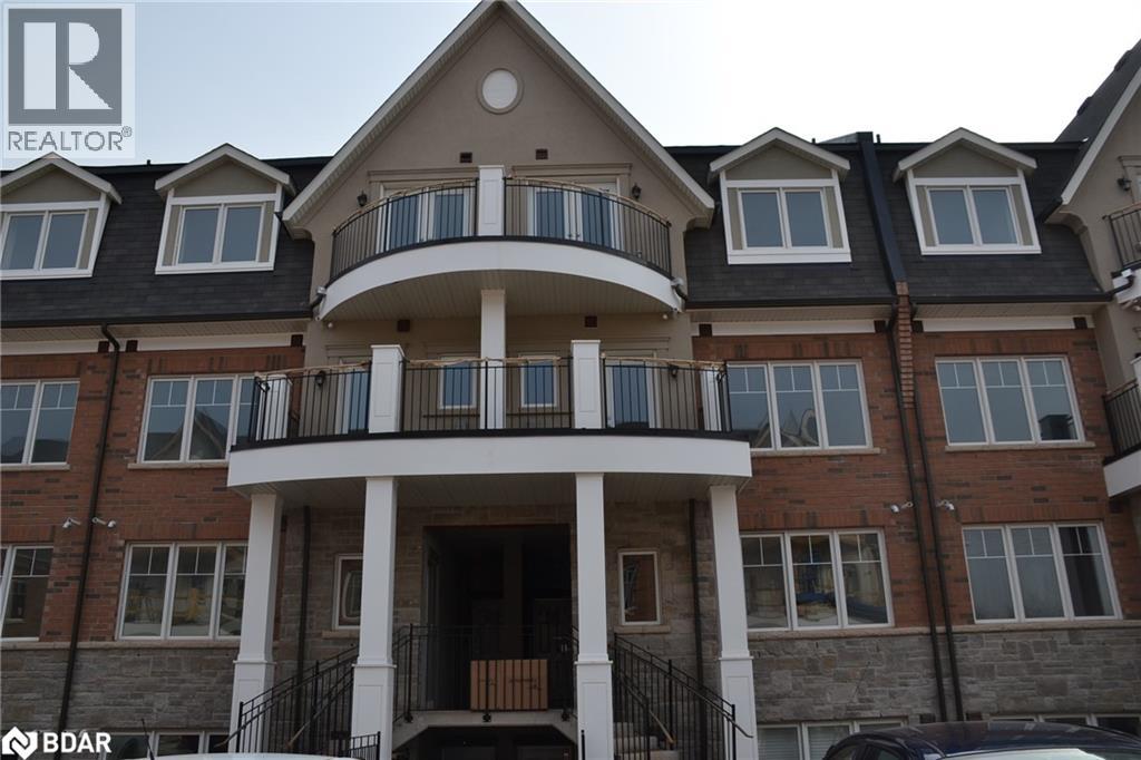 2420 BARONWOOD Drive Unit# 32-02, Oakville, Ontario